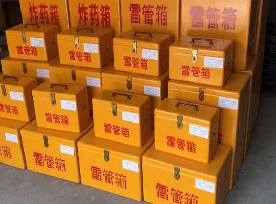 朗县玻璃钢雷管箱的使用寿命一般是多少？
